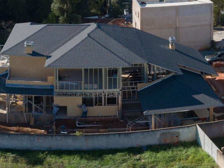 Fachada de residência em steel frame, foto aérea